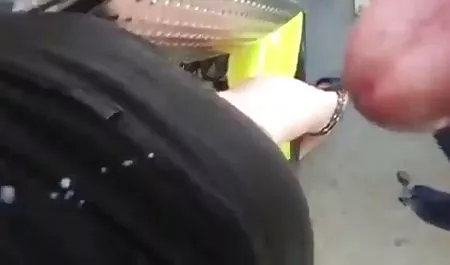 夫妇的春季室外他妈的