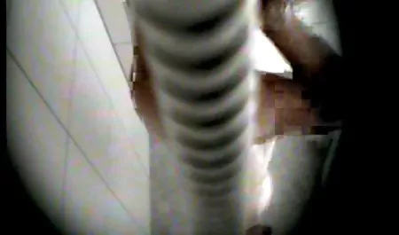 性高潮猫咪口腔按摩